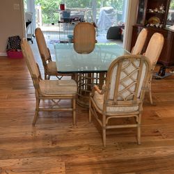 Rattan Dining Room Table And Chairs 