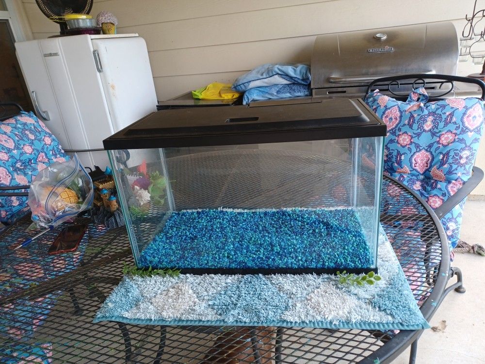 Fish Tabk Supplies and tank