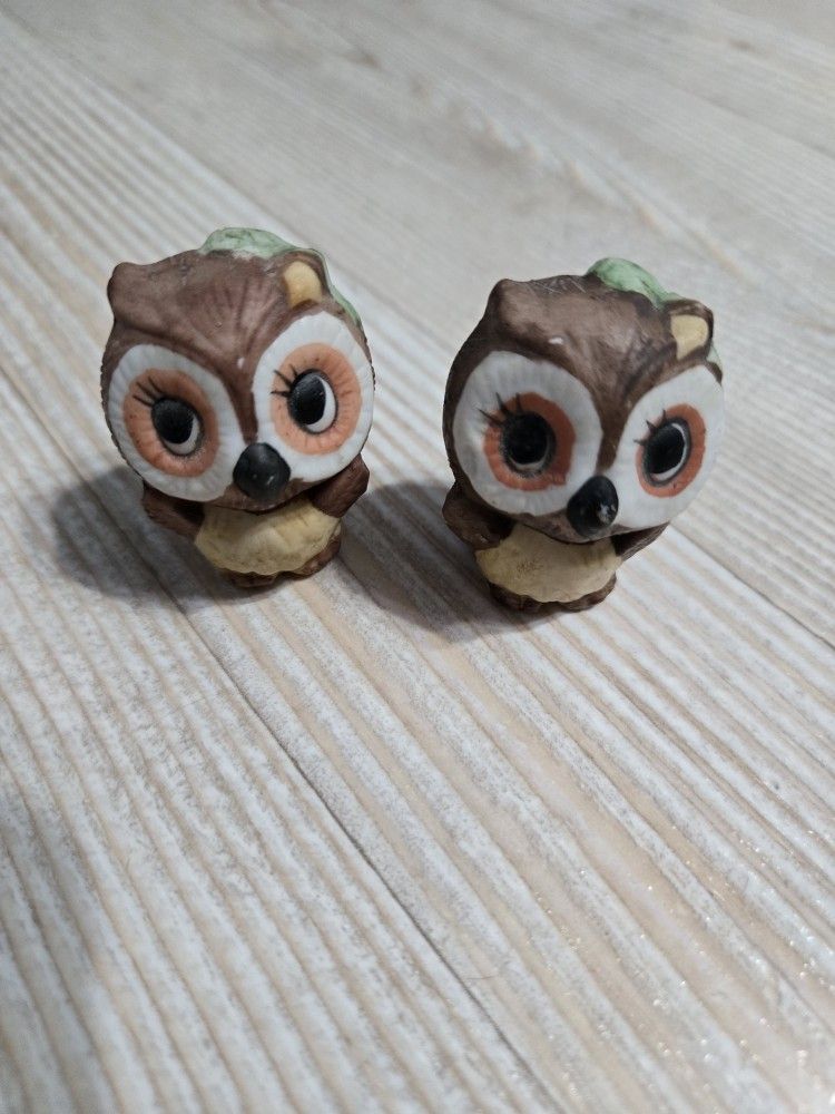 Set Of 2 Vintage Owls