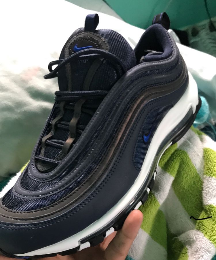 Size 10.5 nike air max 97