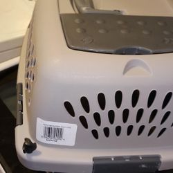 Pet Carrying Kennel