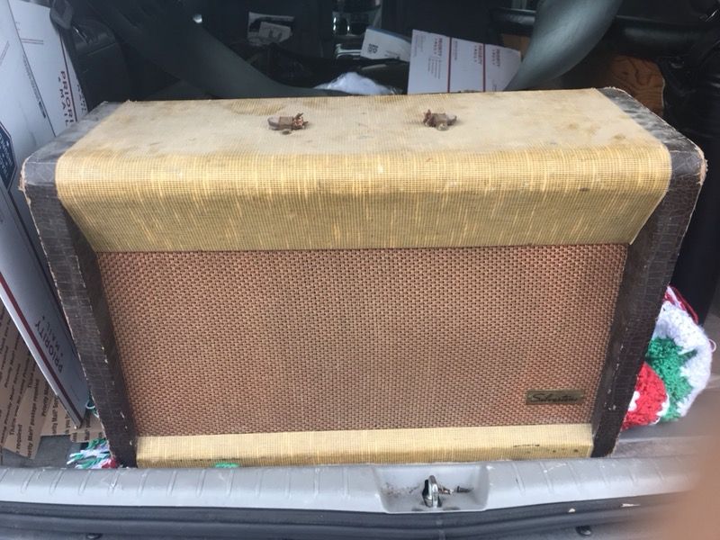 RARE!! 1950s vintage Silvertone 1335 guitar amplifier!