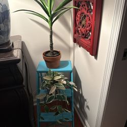 Title: Vintage Metal Folding Step Stool – Retro Blue  Description: Vintage metal folding step stool, estimated from the 1950s–60s. Sturdy and reliable