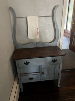 Antique Wash Stand