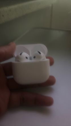 AirPods