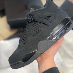 Jordan 4s Black Cats 