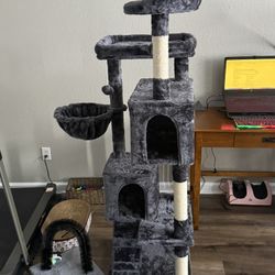 Cat Play Tower