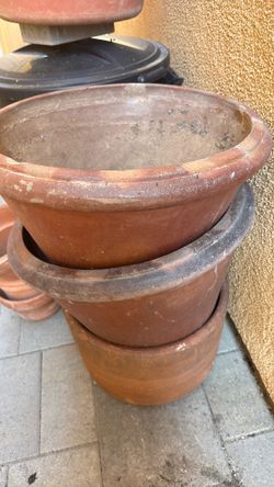 2 Clay & 1 The 22 Gallon Is Hard Plastic