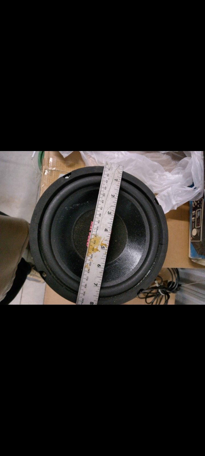 Subwoofer 8 inches $8