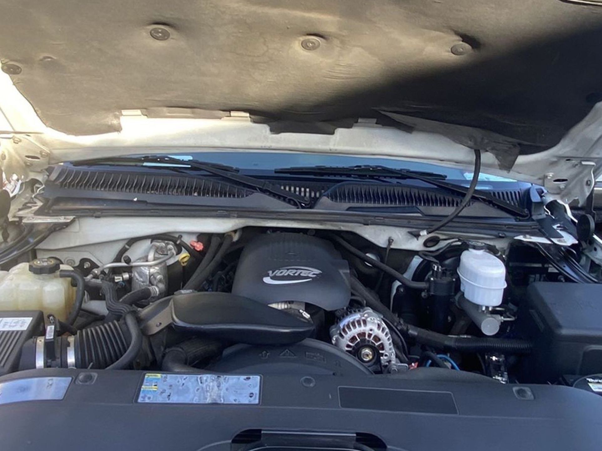 Silverado 2003 Motor 4.8 V8 Excelentes Condiciones La Camioneta Cuenta Con 183 Mil Millas