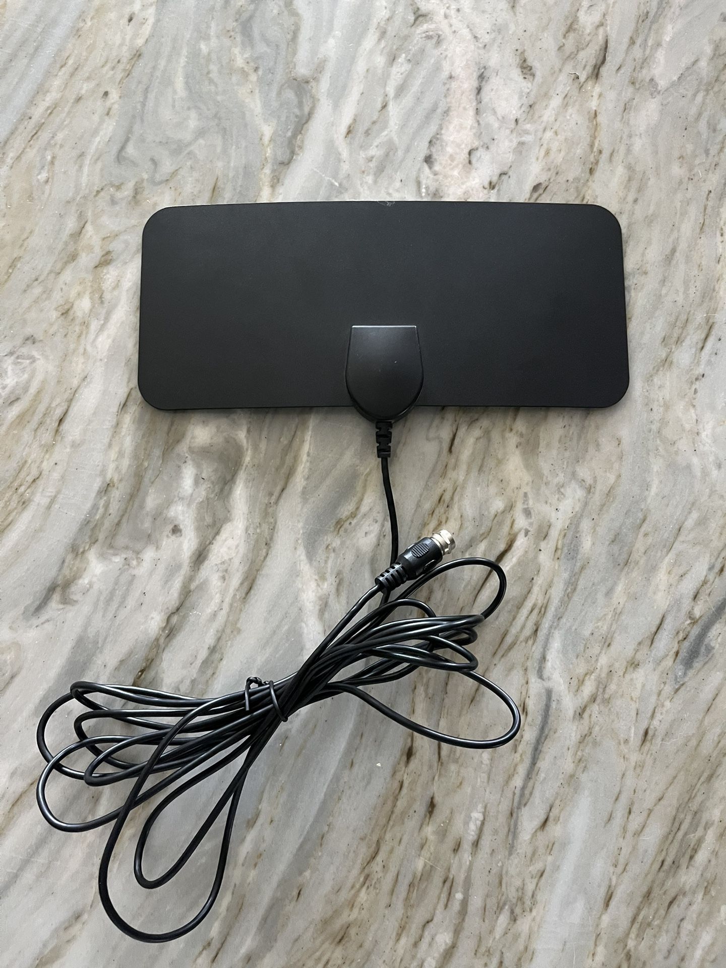 Indoor Flat Television Antenna