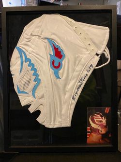 Rey Mysterio Colibri autograph mask