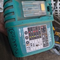 Makita Battery Charger 