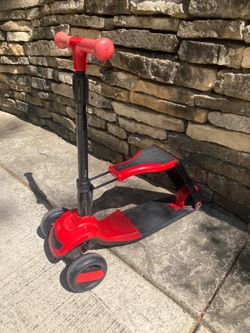 Red convertible trike to scooter