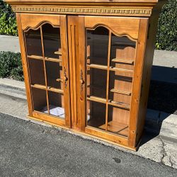 Top Of Hutch (FREE) Pickup Curbside 