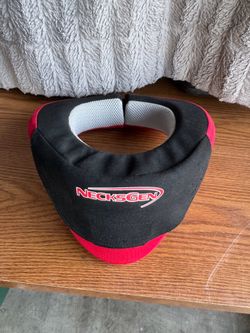 UTV HELMET SUPPORT