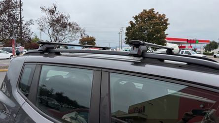 Yakima Crossbars – $120 OBO