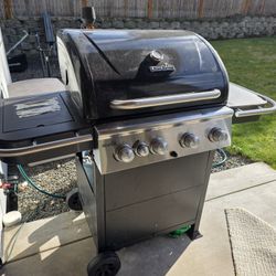 Charbroil Grill - Rarely used and in Good Condition