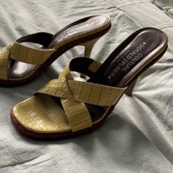 Vintage Donald J Pliner Sage Green Croc-Embossed Sandals – Size 8 – Made in Italy