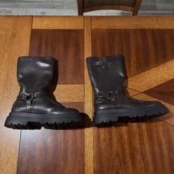 Brown Platform Boots! (READ BIO)