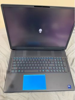 Alienware 18 Area-51 AA18250 18" Gaming Laptop Computer - Liquid Teal; Intel Core Ultra 9 275HX 2.1GHz Processor; NVIDIA GeForce RTX 5090 24GB GDDR7; 
