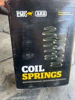 1st gen Toyota Sequoia old man emu rear springs