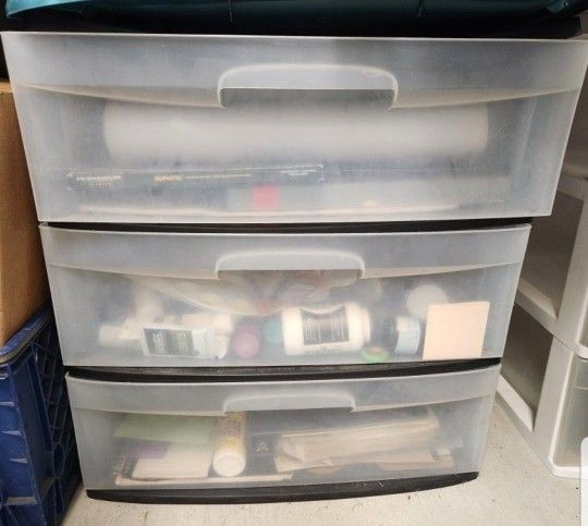 Used Art Supplies With 3 Drawer Plastic Storage