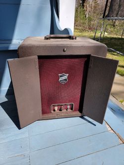 Vintage Bell & Howell Filmosound "89-25" Power Speaker
