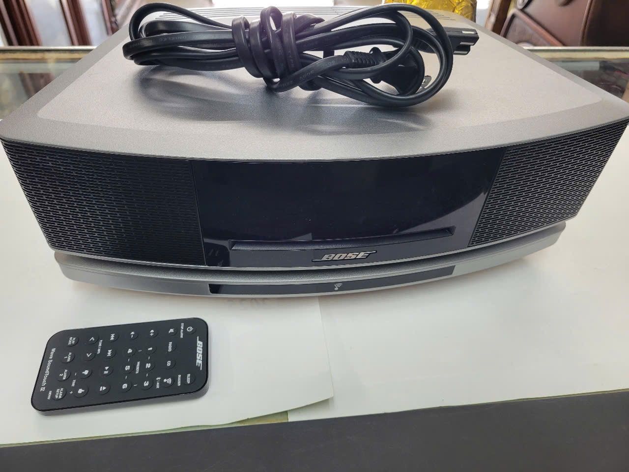 Bose Wave Music System IV Good Condition Used w/Accessories