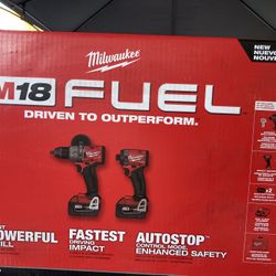Milwaukee Set Hammer Drill , Impact Driver, Charger M18/ M12 , 2 Batteries 5.0 New , Firm On Price 