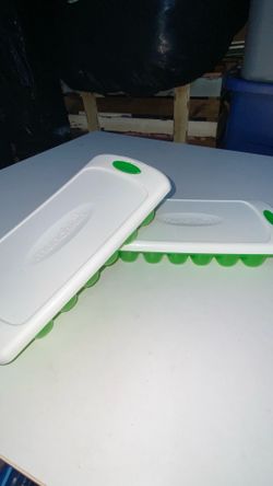 Munchkin Freezer trays