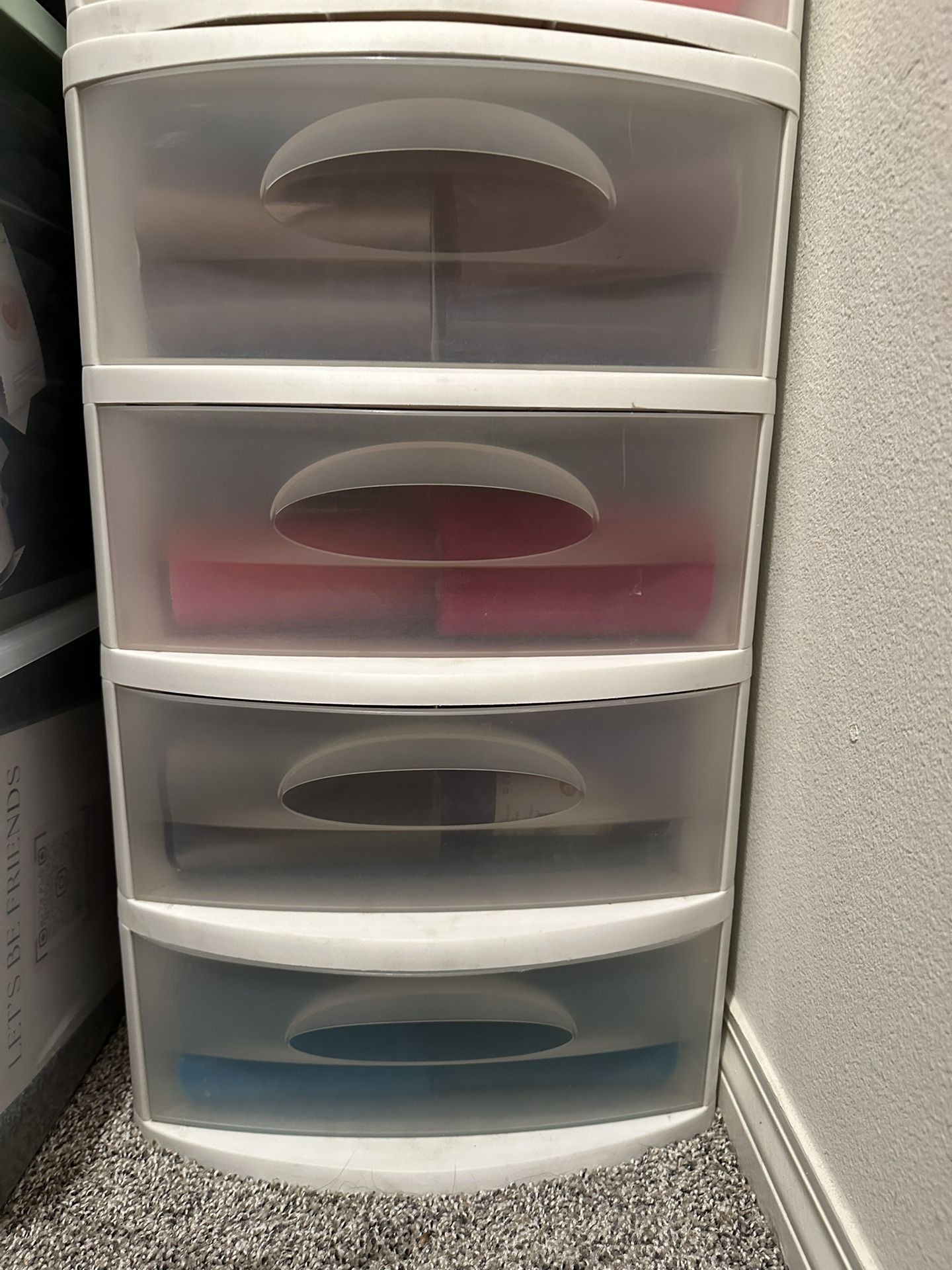 Tulle Lot with Storage
