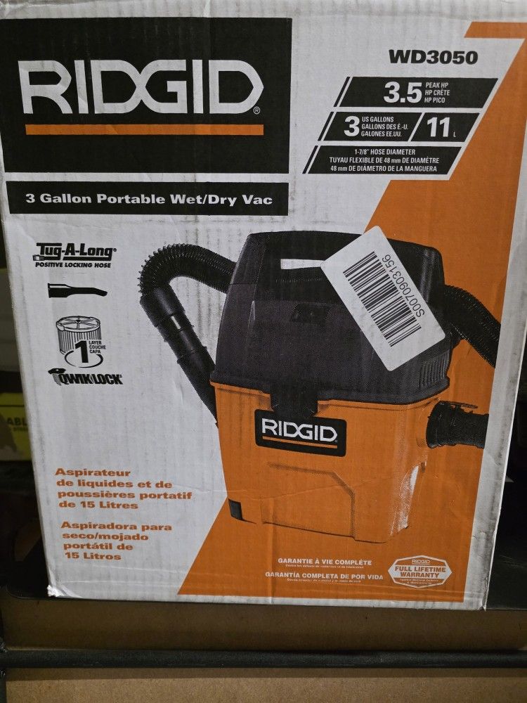 RIDGID 3-Gallon Wet/Dry  Portable Handheld Shop Vacuum