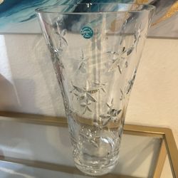 Tiffany & Co. Vintage Cut Crystal Star Flower  Vase, Beautiful! 