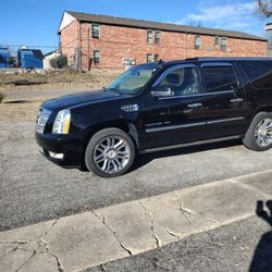 2013 Cadillac Escalade ESV Platinum 