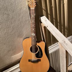 Takamine EG345SC