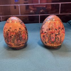 Vintage Japanese Satsuma Moriage Porcelain Eggs 
