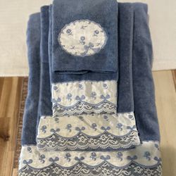 Luxurious Blue Towel Set by J. Boucher & Sons