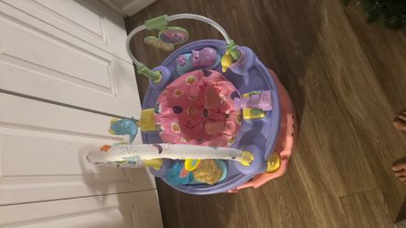 girl bouncer w/ activity’s