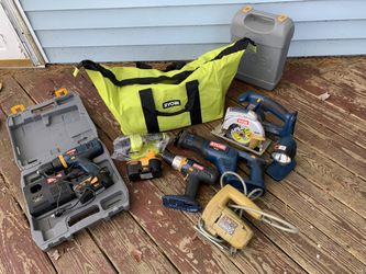 Tool kit setup , lots of tools 110 obo