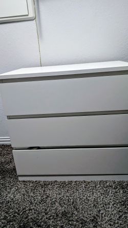 Ikea 3 drawer dresser white