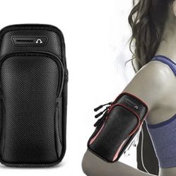 Phone Arm Bag with Headphone Jack Waterproof Breathable Sports Running Bag Gym Mobile Phone Holder. 