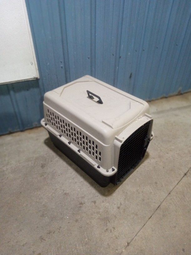 Medium Size Dog Cat Carrier Kennel