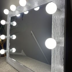 New Professional Beauty Mirror 