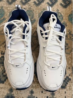 Nike Air Monarch IV Sneakers. 9