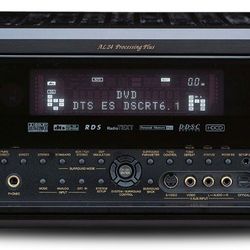 Denon AVR-3805  7.1-Channel AV Surround Receiver. 840 Watts, Bluetooth. Perfect receiver for music.