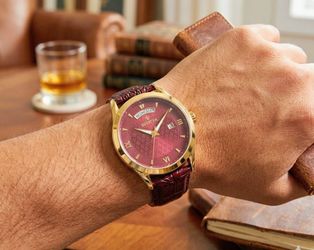 Invicta Vintage Lady 40mm Day/date Quartz watch red dial, leather strap. NWOT