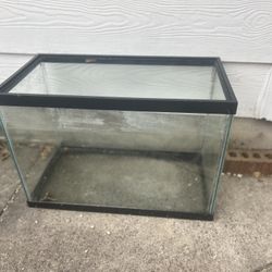 20 Gallon Fish Tank 
