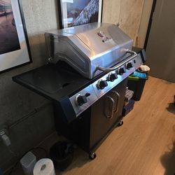 Char-Broil TRU-Infrared 4-Burner Gas Grill