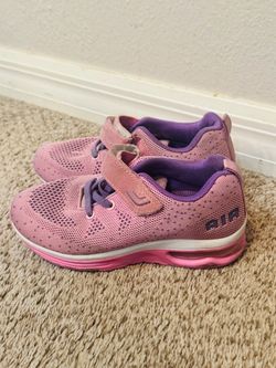 Air Girl tennis shoe,size 1-1.5